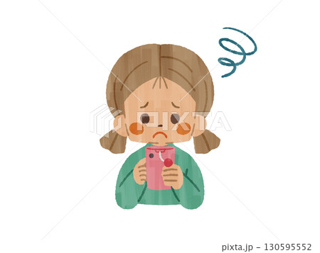 困った表情でスマートフォンを使っている女の子-ガッシュ 困った表情でスマートフォンを使っている女の子-ガッシュ 130595552