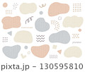 手描き、布の質感がある抽象的な形と装飾用エレメントセット。パステルカラー。 130595810