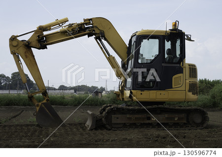 重機（ユンボ/バックホー） 130596774