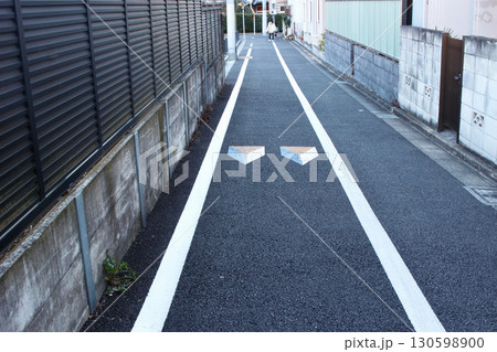 減速を促す路面表示（イメージハンプ） 130598900