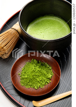 日本の伝統文化、茶道イメージの抹茶 130600537