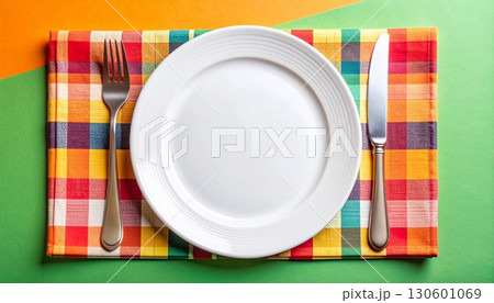 カラフルランチョンマットと丸皿の俯瞰モックアップ 130601069
