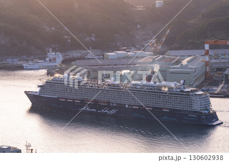 《長崎県》長崎市・鍋冠山の夕景 130602938