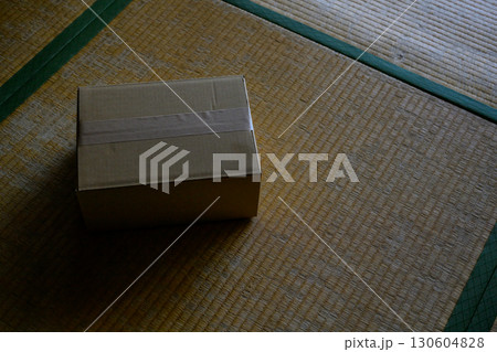 和室にある箱 130604828