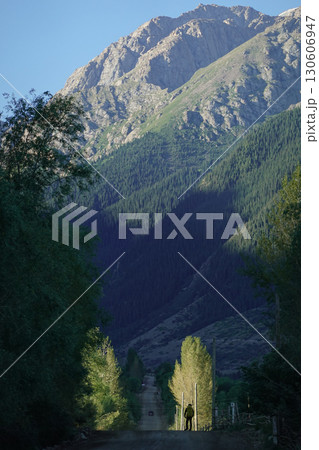 キルギス_ バルスコオン_国道A364号線 キルギス_ バルスコオン_国道A364号線 130606947