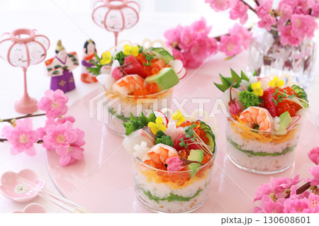 おひな祭り カップ海鮮ちらし寿司 花ちらし寿司 おひな祭り カップ海鮮ちらし寿司 花ちらし寿司 130608601