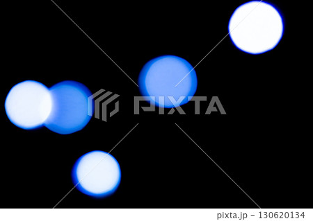 ブルーカラー系玉ボケイメージ (写真素材) タイトル変更 ブルーカラー系玉ボケイメージ (写真素材) タイトル変更 130620134