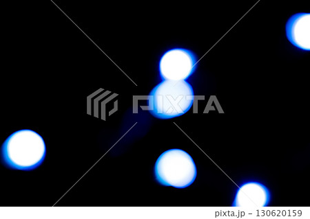 ブルーカラー系玉ボケイメージ (写真素材) タイトル変更 ブルーカラー系玉ボケイメージ (写真素材) タイトル変更 130620159