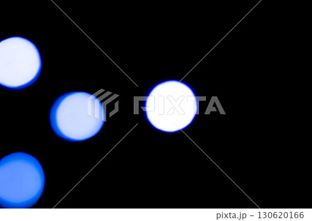 ブルーカラー系玉ボケイメージ (写真素材) タイトル変更 ブルーカラー系玉ボケイメージ (写真素材) タイトル変更 130620166