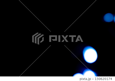 ブルーカラー系玉ボケイメージ (写真素材) タイトル変更 ブルーカラー系玉ボケイメージ (写真素材) タイトル変更 130620174