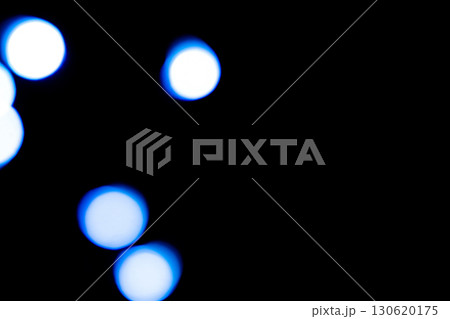 ブルーカラー系玉ボケイメージ (写真素材) タイトル変更 ブルーカラー系玉ボケイメージ (写真素材) タイトル変更 130620175