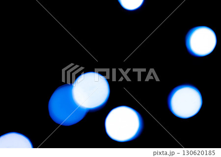 ブルーカラー系玉ボケイメージ　(写真素材) タイトル変更 130620185