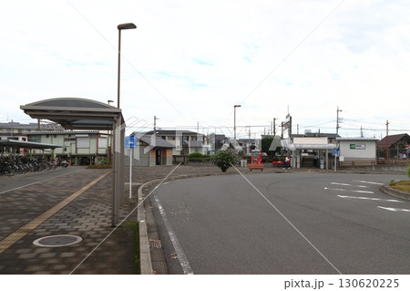八高線 北藤岡駅にて(群馬県藤岡市) 八高線 北藤岡駅にて(群馬県藤岡市) 130620225