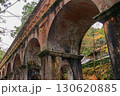 南禅寺水路閣と秋の紅葉 130620885