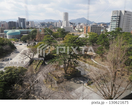 緑と街と山の層 ― 小倉城から南へ広がる都市の呼吸 130621675