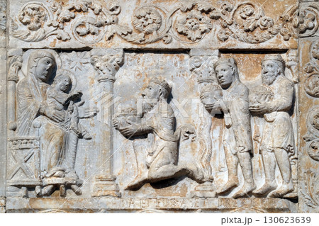 Birth of Jesus, Adoration of the Magi, medieval relief on the facade of Basilica of San Zeno in Verona, Italy 130623639
