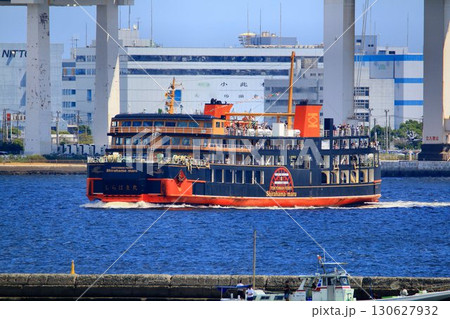 令和の横浜に現れた黒船… 特別クルーズで横浜港を訪れた【東京湾フェリー『しらはま丸』】 令和の横浜に現れた黒船… 特別クルーズで横浜港を訪れた【東京湾フェリー『しらはま丸』】 130627932