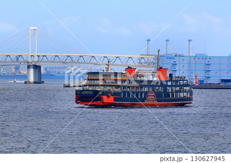 令和の横浜に現れた黒船… 特別クルーズで横浜港を訪れた【東京湾フェリー『しらはま丸』】 130627945