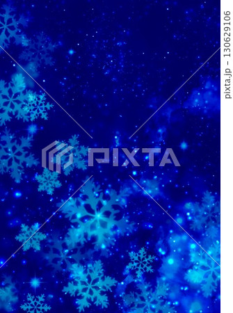 幻想的な夜と雪の景色 幻想的な夜と雪の景色 130629106