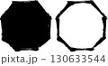 筆で描いた和風の八角形のイラストセット 130633544