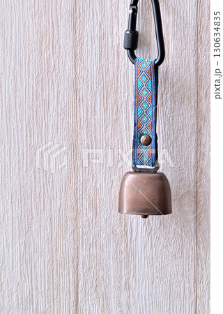 熊鈴　カラビナ付きベル 130634835