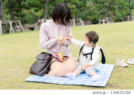 日本人の親子 日本人の親子 130635198