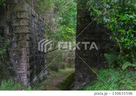京都府木津川市の里山の風景が広がる山背古道 京都府木津川市の里山の風景が広がる山背古道 130635596