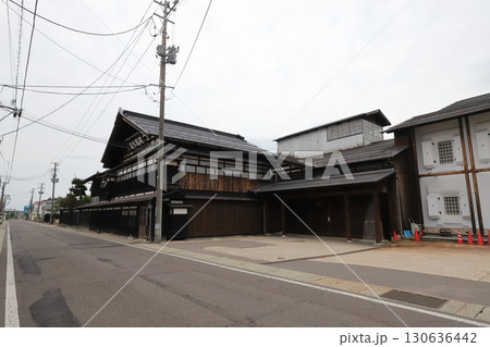 秋田 湯沢 両関酒造(両関・花邑) 秋田 湯沢 両関酒造(両関・花邑) 130636442