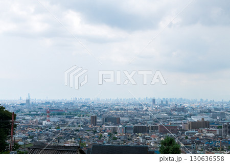 暗峠の中腹付近から眺める大阪の風景 130636558