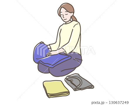 洗濯物をたたむ女性のイラスト 130637249