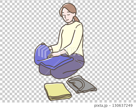 洗濯物をたたむ女性のイラスト 130637249
