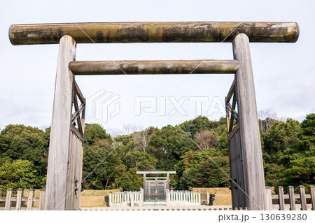 神武天皇陵 130639280