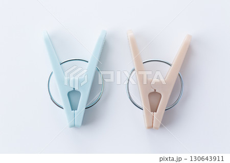 洗濯ばさみ 130643911