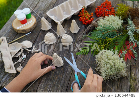 Kindergarten lessons on nature through fun, zero-waste paper and natural craft activities. 130644489