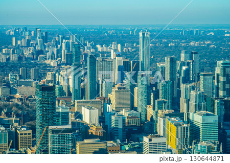 トロントの高層ビル（カナダ） 130644871