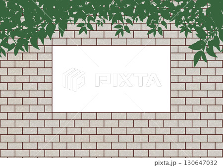 キレイに積まれた植物がかかった白色のレンガの長方形フレーム 130647032