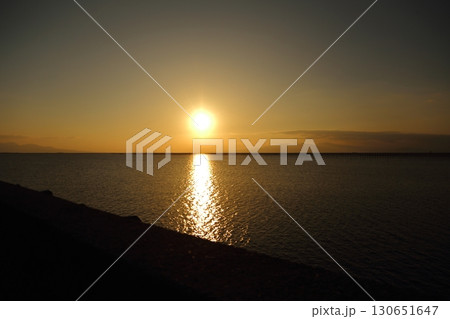 大牟田市 有明海 海苔畑 元旦の夕暮れ、 大牟田市 有明海 海苔畑 元旦の夕暮れ、 130651647