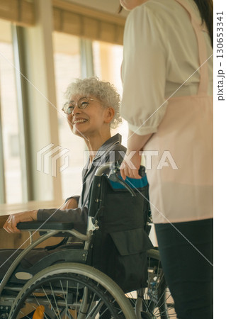 介護 介護 130653341