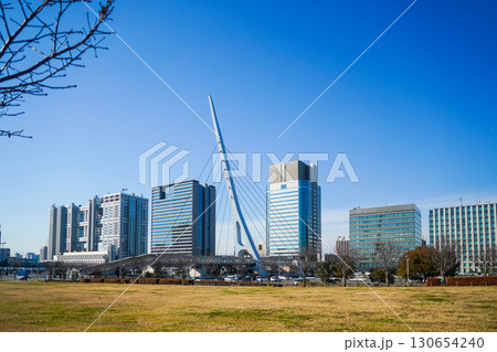 お台場の特徴的な橋の構造 お台場の特徴的な橋の構造 130654240
