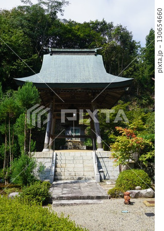 岡山県美咲町にある曹洞宗の寺院「幻住寺」：鐘楼 130654660