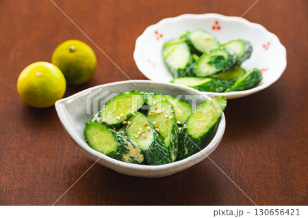 きゅうりの浅漬け　わさび胡麻和え 130656421