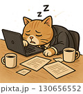 テレワークをする猫 130656552