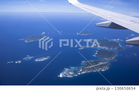 空から見た日本の島々 130658654