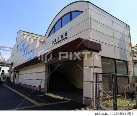 JR武蔵野線の新三郷駅東口 JR武蔵野線の新三郷駅東口 130659407