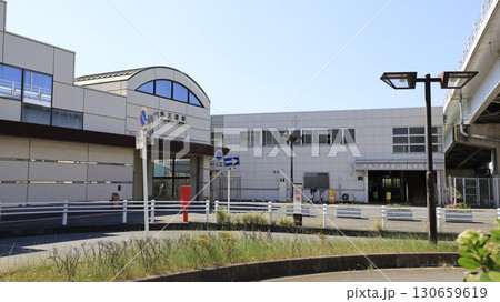 JR武蔵野線の新三郷駅東口 130659619