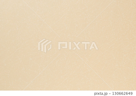 ベージュ色に柄の入った洋紙の背景 130662649