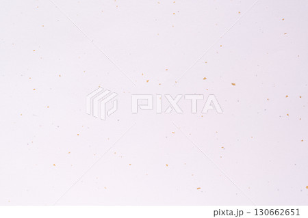 金箔銀箔の入った桜色の和紙の背景 130662651