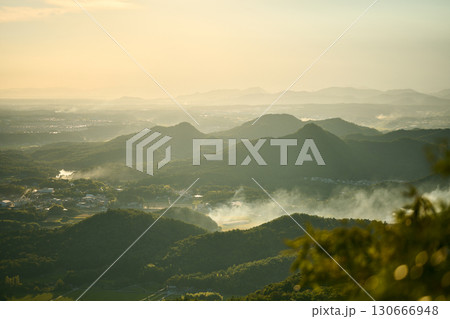 羽束山から見る夕景 130666948