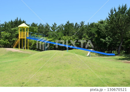 児童公園の遊具 児童公園の遊具 130670521