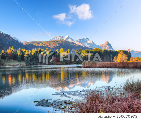 Fabulous view of Wagenbruchsee (Geroldsee) lake with  Wetterstein mountain range on background. 130670979